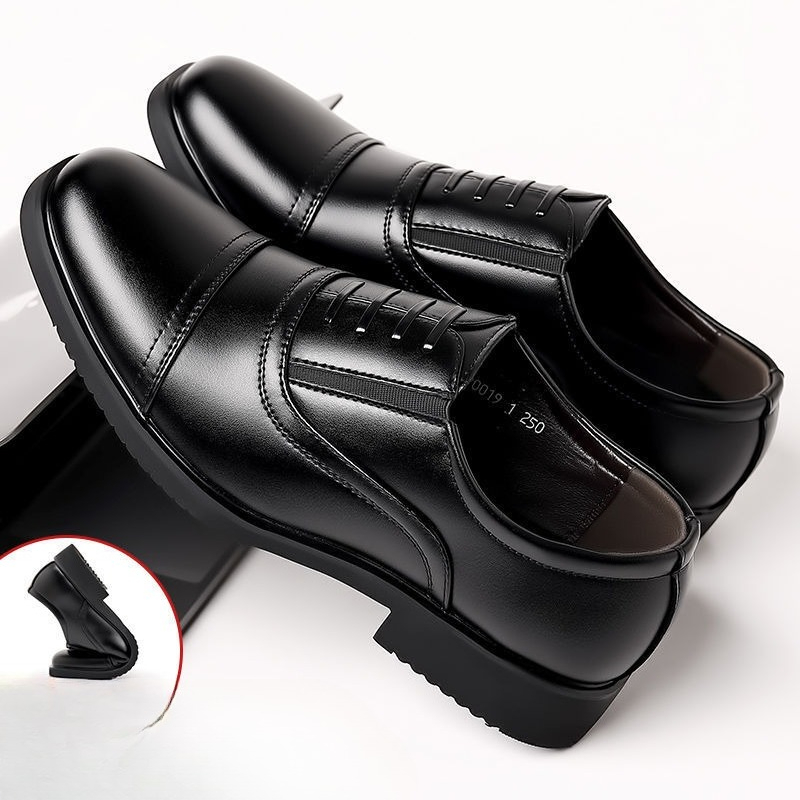 Leatherwork Classes - Scarpe in Pelle Militare di Prima