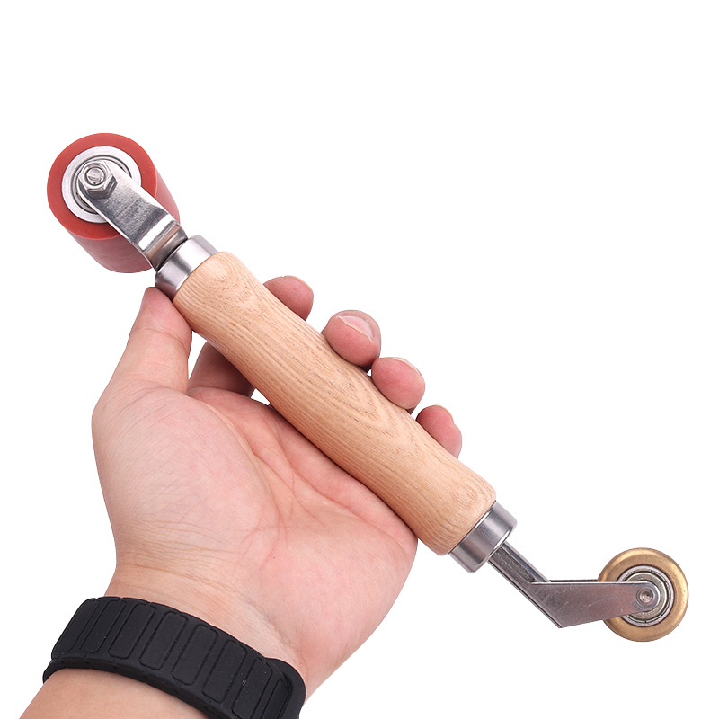 Rullo a pressione in silicone  - Leatherwork Roller recensione e prezzo