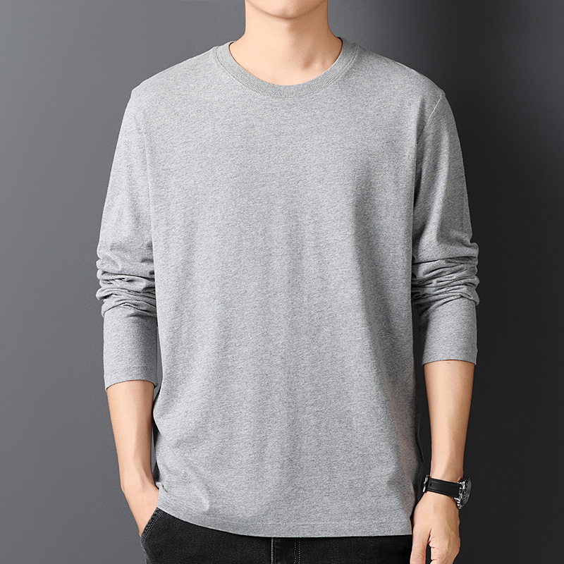 T-shirt a maniche lunghe da uo - Leatherworking Group recensione e prezzo