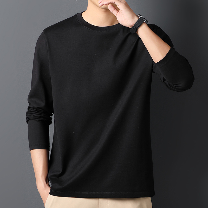 T-shirt a maniche lunghe da uo - Leatherworking Group recensione e prezzo
