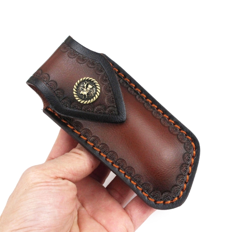Copricoltelli in pelle alla mo - Leatherwork Roller recensione e prezzo
